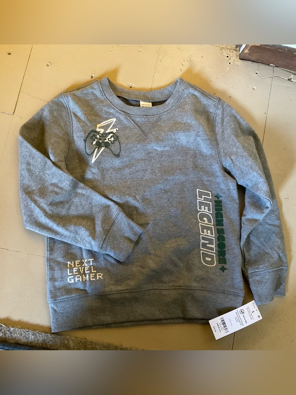 NEW OshKosh B’gosh Gamer Graphic Sweatshirt Size 5